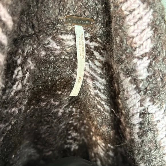 Free People One And Another Cardi - Picture 9 of 11